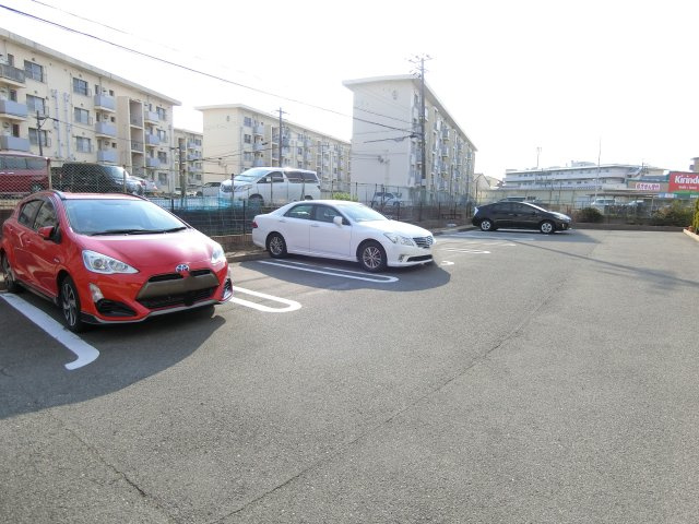 【駐車場】 | ルミエール・マゴジ6