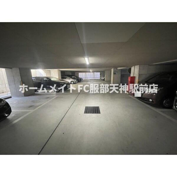 グラシュー森の駐車場