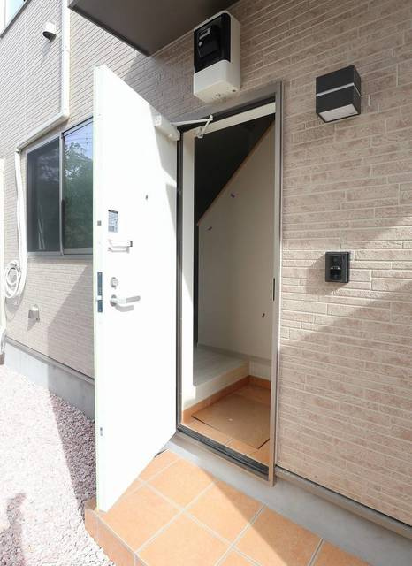 Ｉ－ｗｏｏｄ府中本町の玄関