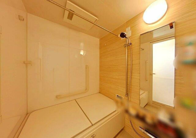岡山市北区西古松西町の中古マンションの浴室|・浴室 浴室乾燥機がついてお…