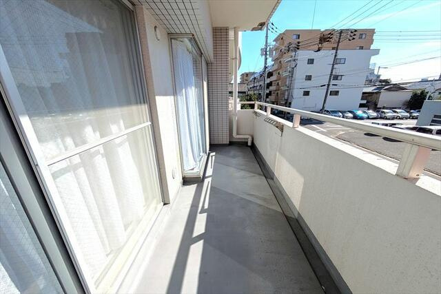 岡山市北区清輝橋２丁目の中古マンションのバルコニー