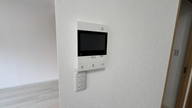 岡山市北区国体町の中古マンションの防犯設備|モニタ付オートロック・インタ…