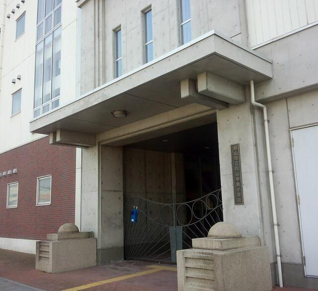 岡山市北区国体町の中古マンションの外観|岡山市立岡山中央小…まで1,095m