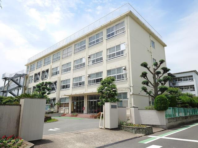 岡山市北区国体町の中古マンションの外観|岡山市立岡山中央中…まで1,394m
