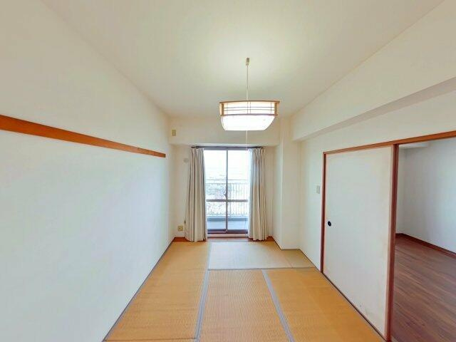 岡山市北区国体町の中古マンションの和室