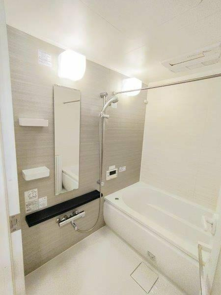 岡山市北区学南町１丁目の中古マンションの浴室