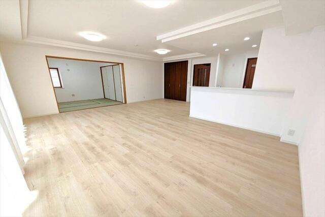 岡山市北区表町２丁目の中古マンションの居間・リビング