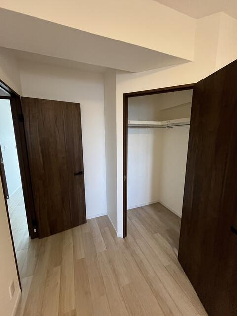 岡山市北区奥田２丁目の中古マンションの洋室