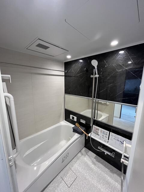 岡山市北区奥田２丁目の中古マンションの浴室
