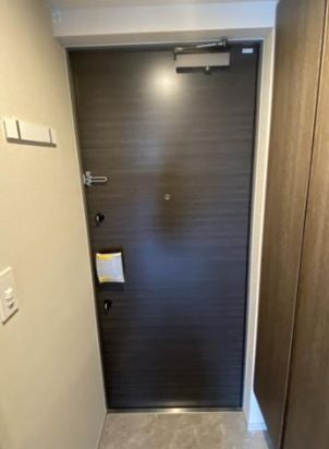 【玄関】ザ・パークハビオ明大前