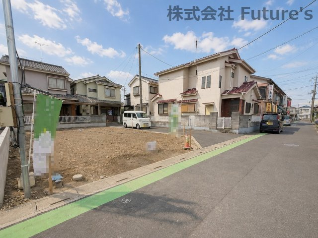三郷市戸ケ崎5丁目　新築戸建　全1棟の前面道路含む現地写真|前面道路含む現地写真です。