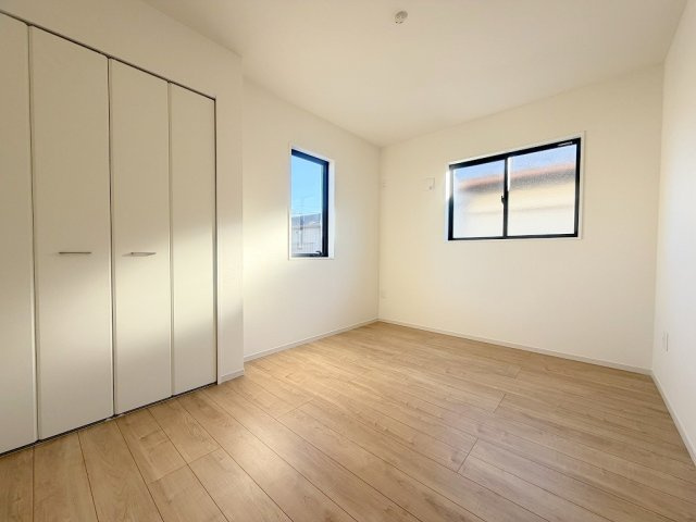 三郷市戸ケ崎5丁目　新築戸建　全1棟の洋室|同施工会社の参考写真になります。