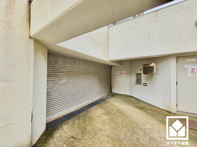 ヒューマンズ甲子園口の駐車場