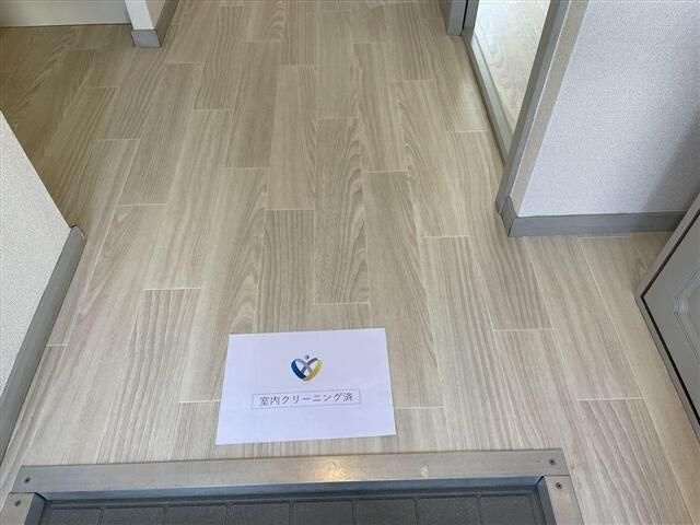 インターハイツＢの玄関