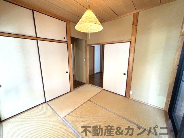 富久町の中古のおうちの和室|フローリングだけでなく、和室もあります