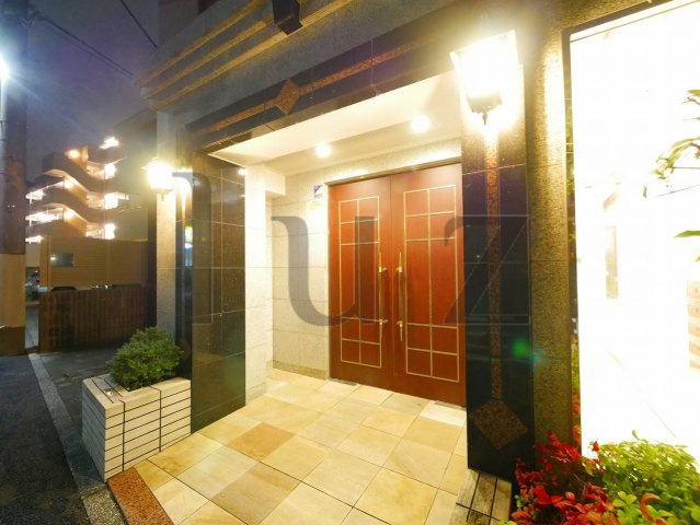 エルミタージュ横浜ベイの外観