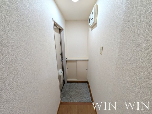 プラドールA2の玄関
