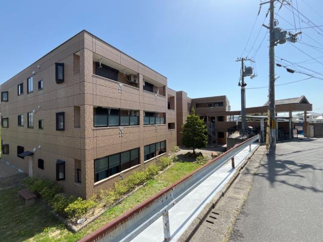 サンライト川向井
