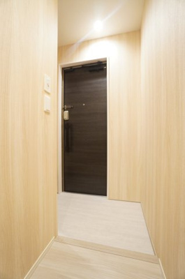 【玄関】 | アヴァンスコート参番館 | ※同物件・同タイプの写真です。