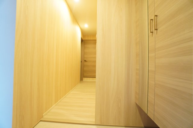 【玄関】 | アヴァンスコート参番館 | ※同物件・同タイプの写真です。