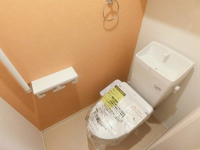 ベル　フルーＢのトイレ