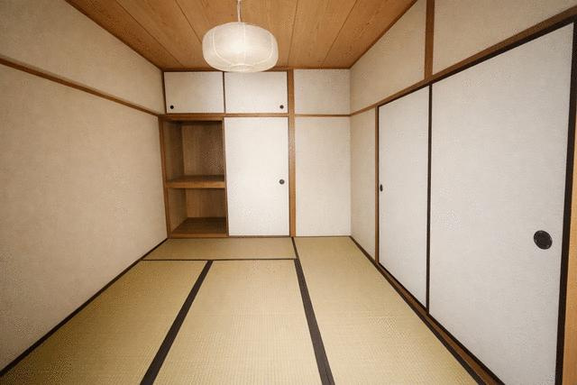 岡山市中区中納言町の中古マンションの和室|※画像はＡＩによる編集済みです