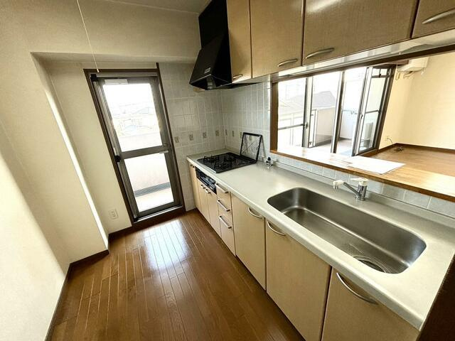 岡山市中区さいの中古マンションのキッチン