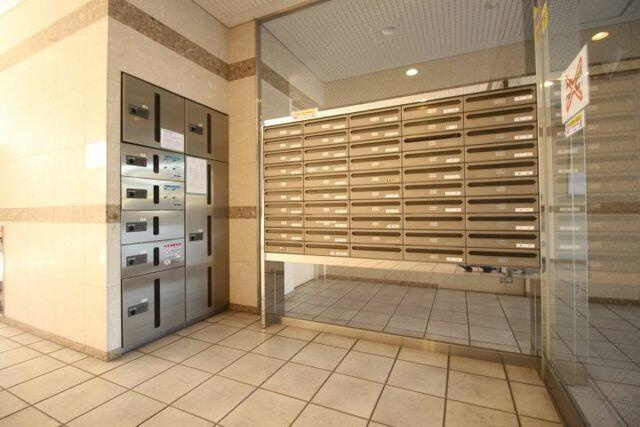 岡山市中区小橋町１丁目の中古マンションのその他|☆敷地内ポストと宅配ボックス☆