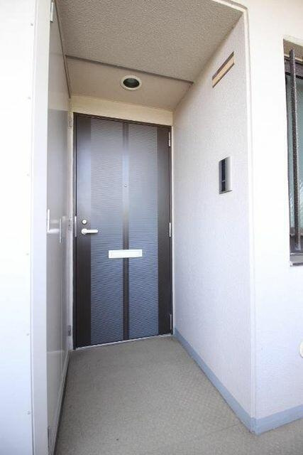 岡山市中区小橋町１丁目の中古マンションの玄関|☆玄関外側になります☆