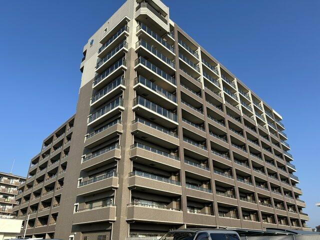 岡山市中区原尾島１丁目の中古マンションの外観