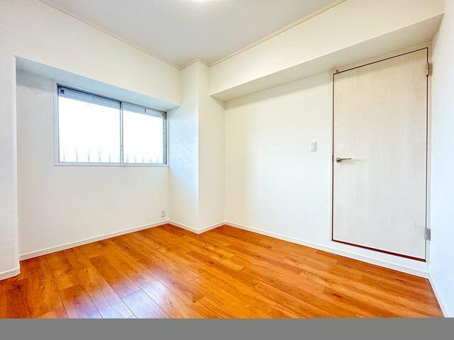 岡山市中区浜の中古マンションの洋室|【リフォーム済】北西側洋室で…