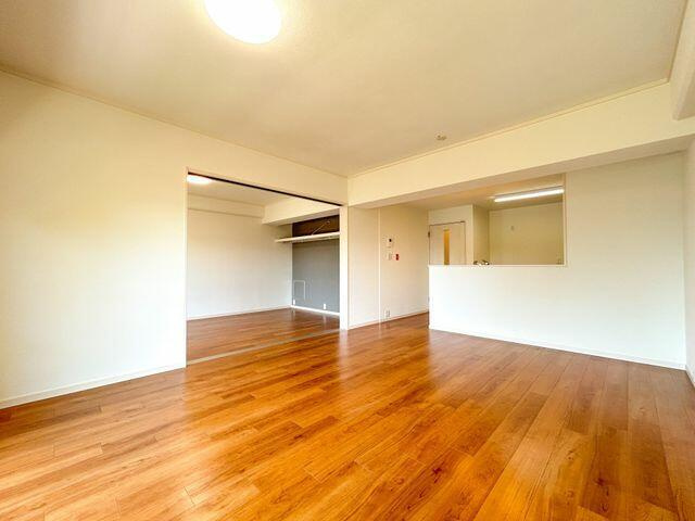 岡山市中区浜の中古マンションのその他|【リフォーム済】リビング別角…
