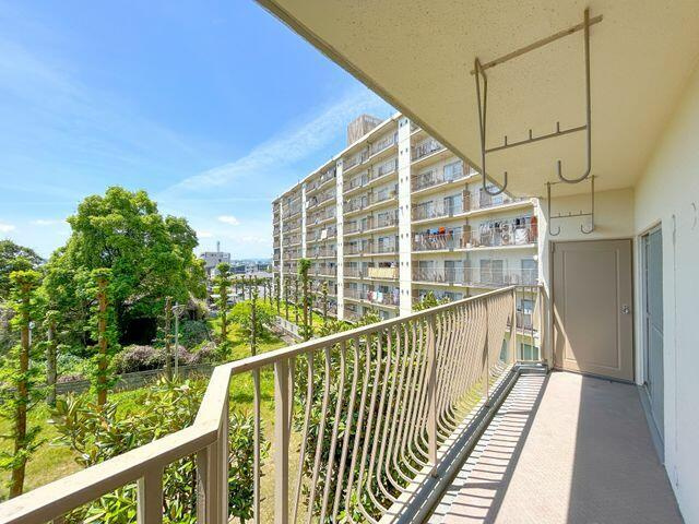 岡山市中区浜の中古マンションのバルコニー|【景観】バルコニーからの景色…