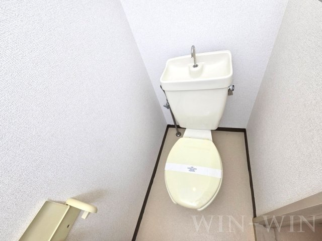 ニューシティ8のトイレ|イメージ（同建物内別部屋の写真です）