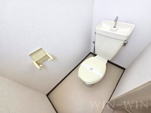 ニューシティ8のトイレ|イメージ（同建物内別部屋の写真です）