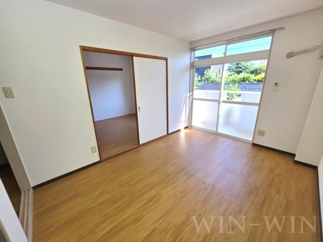 ニューシティ8の居間・リビング|イメージ（同建物内別部屋の写真です）