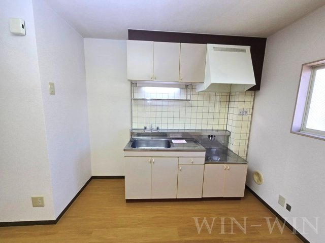 ニューシティ8のキッチン|イメージ（同建物内別部屋の写真です）