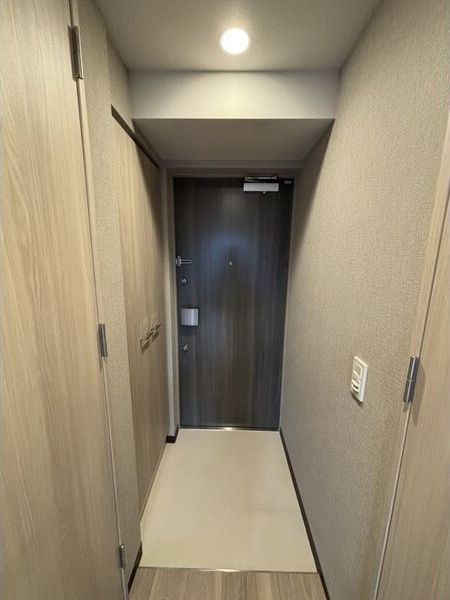 メイクスアート名古屋城西の玄関