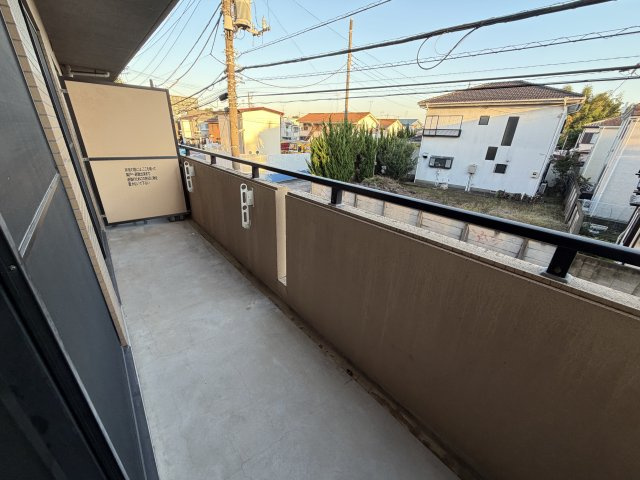 狛江市東野川３丁目の賃貸マンションのバルコニー