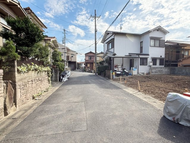 太秦組石町　新築参考プランA　建築条件付土地の前面道路含む現地写真