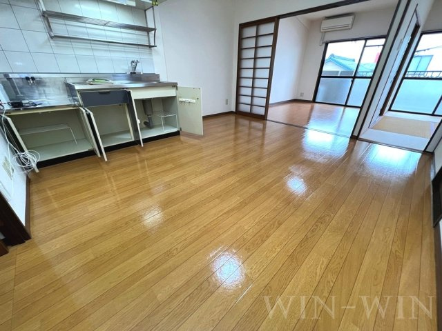 杉浦マンションの居間・リビング