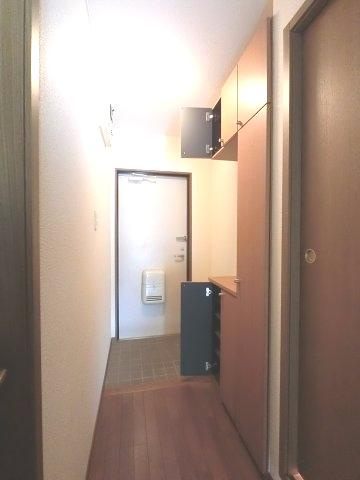 【玄関】
