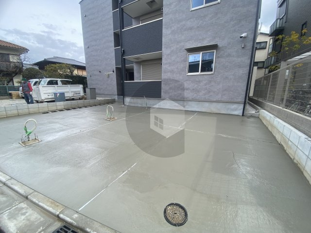 コーギレジデンス花園本町のエントランス