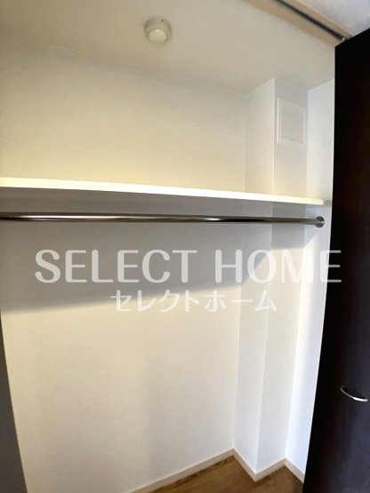 【収納】 | ロゼラガーデン | 大きなスペースがあり、収納には困りません