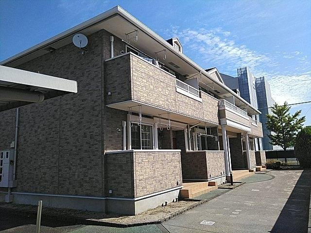 ノイブリーゼの外観
