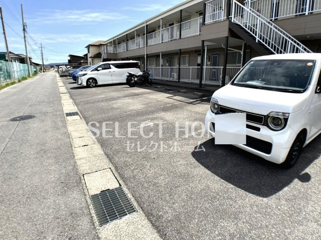 【駐車場】 | Ｓｕｒｐｌｕｓ　Ｔｗｏ　ＯＨＴＡ | カースペースがあります
