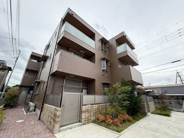 西町ハイツの外観
