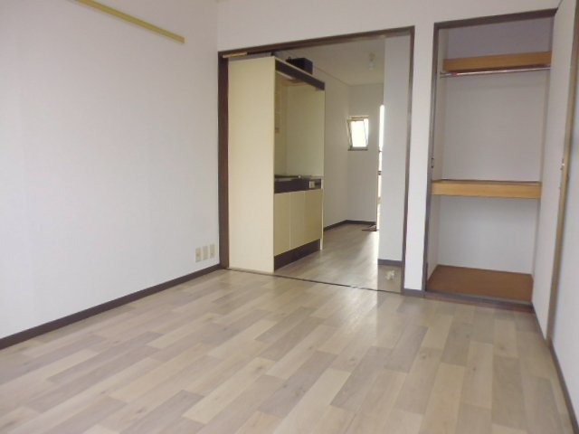 倉敷市福田町古新田のアパートの和室|洋室