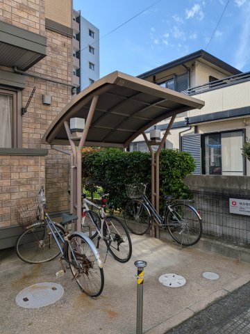 【その他共用部分】 | ＫＳ・フォンティーヌ | 自転車置き場です