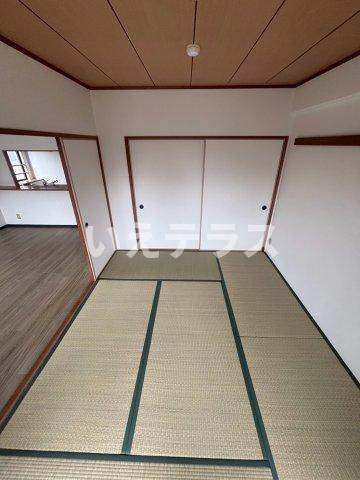 サンビルダー北野弐番館の和室